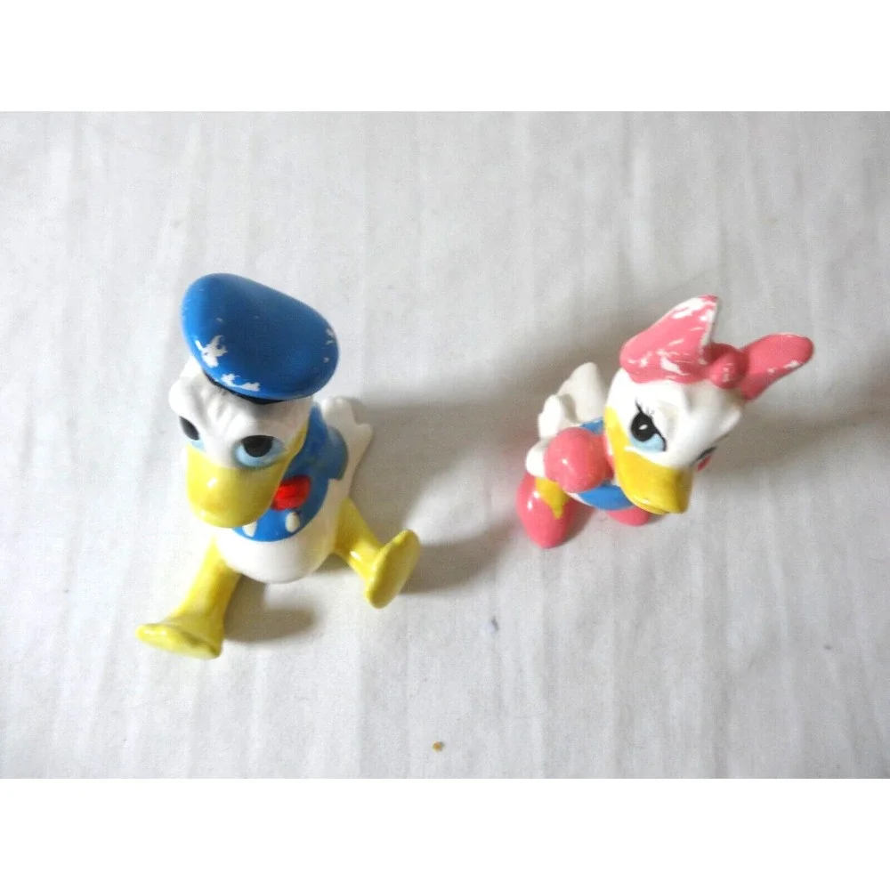 Vintage Donald and Daisy Duck Ceramic Figurines, Walt Disney Productions Japan